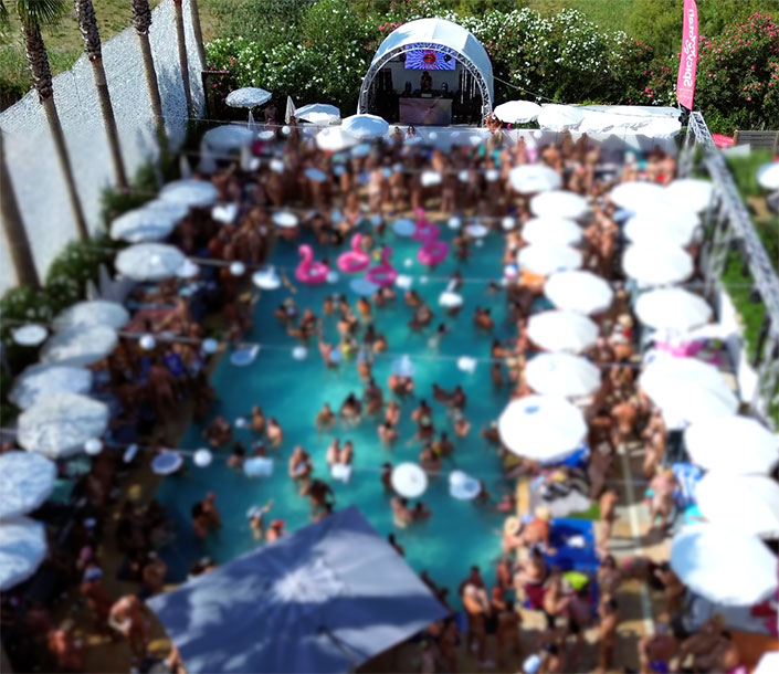 Pool party at Jardin de Babylone